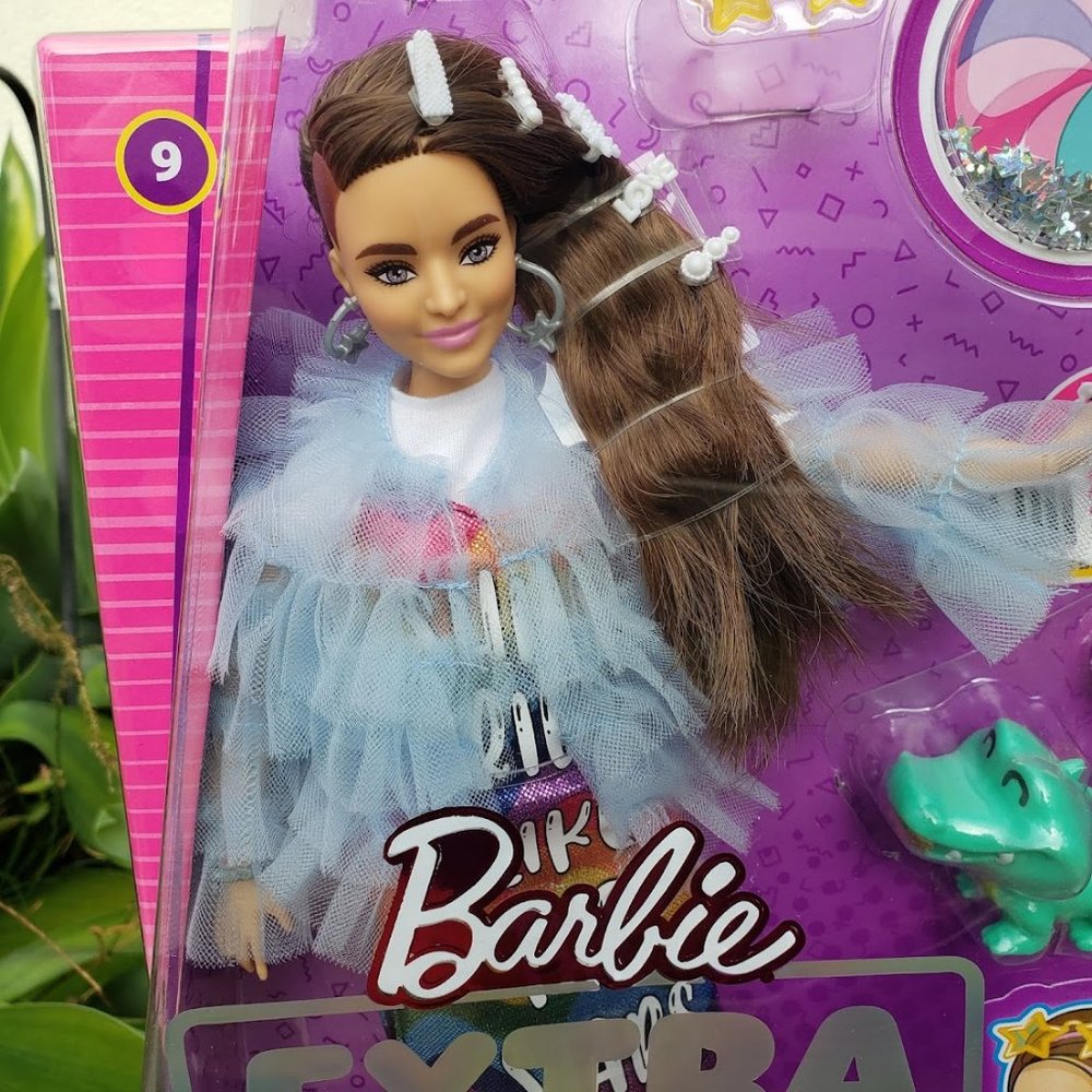 Barbie Doll Easter basket gift - Picture 10 of 16